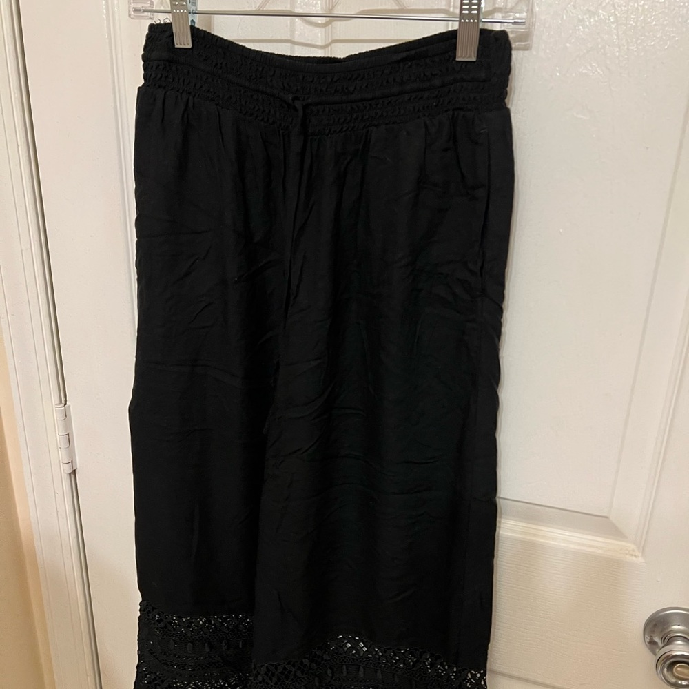 Wide leg crop pants